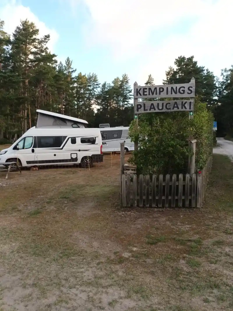 Gallery image 36 (lv)