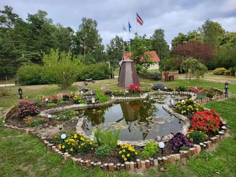 Gallery image 39 (lv)